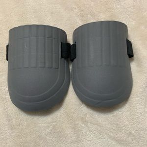 Knee pads new